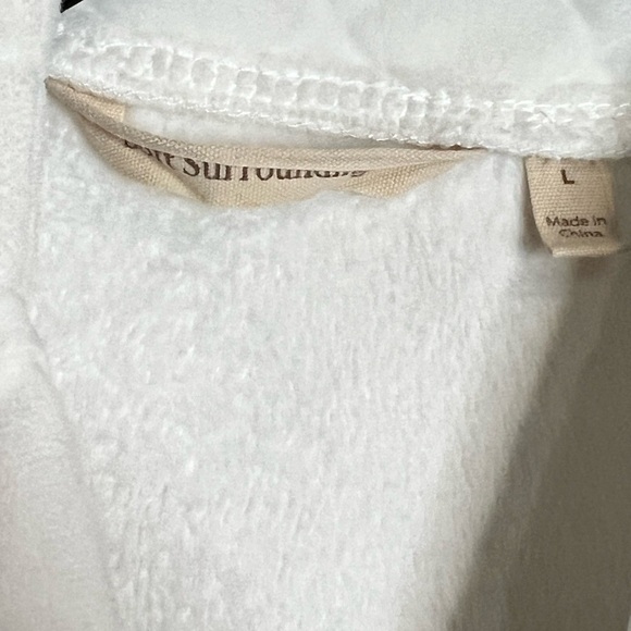 Soft Surroundings Women’s plush white robe - waffle design - Size Large - Picture 4 of 7